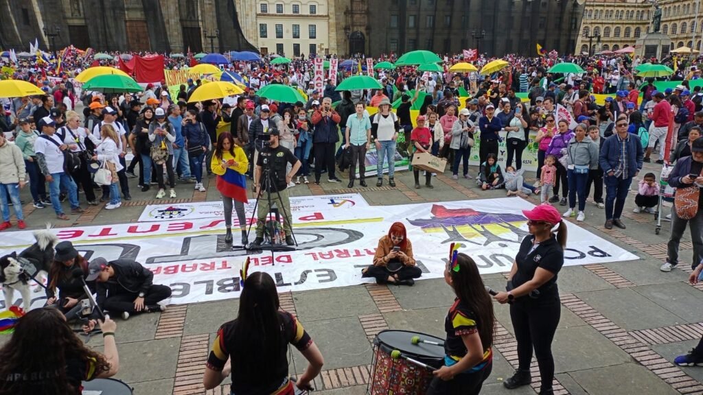 Consignas sindicales durante el Día del Trabajo 2023 en Colombia