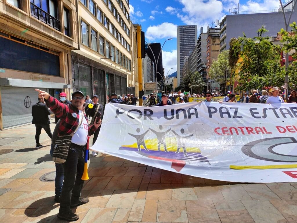 Concentración de trabajadores durante el Día del Trabajo 2023 en Colombia