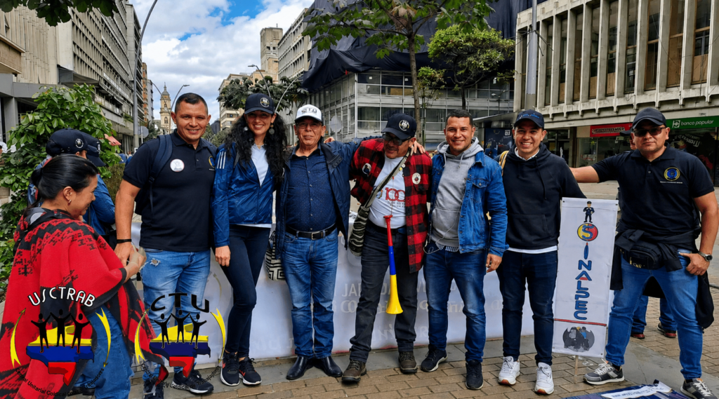 Dirigentes de CTU-USCTRAB durante una actividad sindical